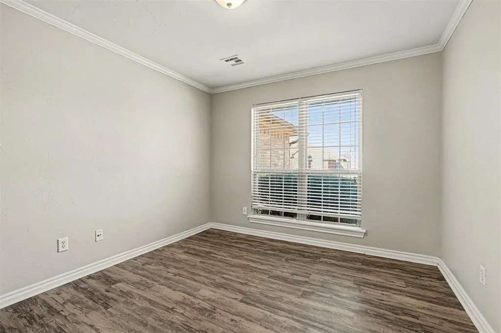 Photo 6 — 2912 Danielle Terrace, Moore, OK 73160