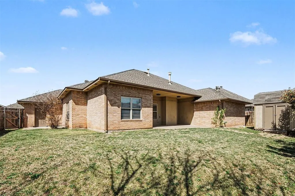 Photo 23 — 2912 Danielle Terrace, Moore, OK 73160