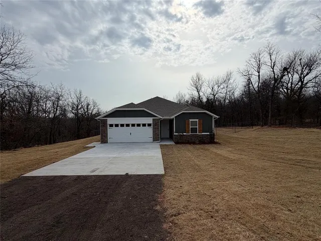 Photo 2 — 17270 Lantana Loop, Newalla, OK 74857