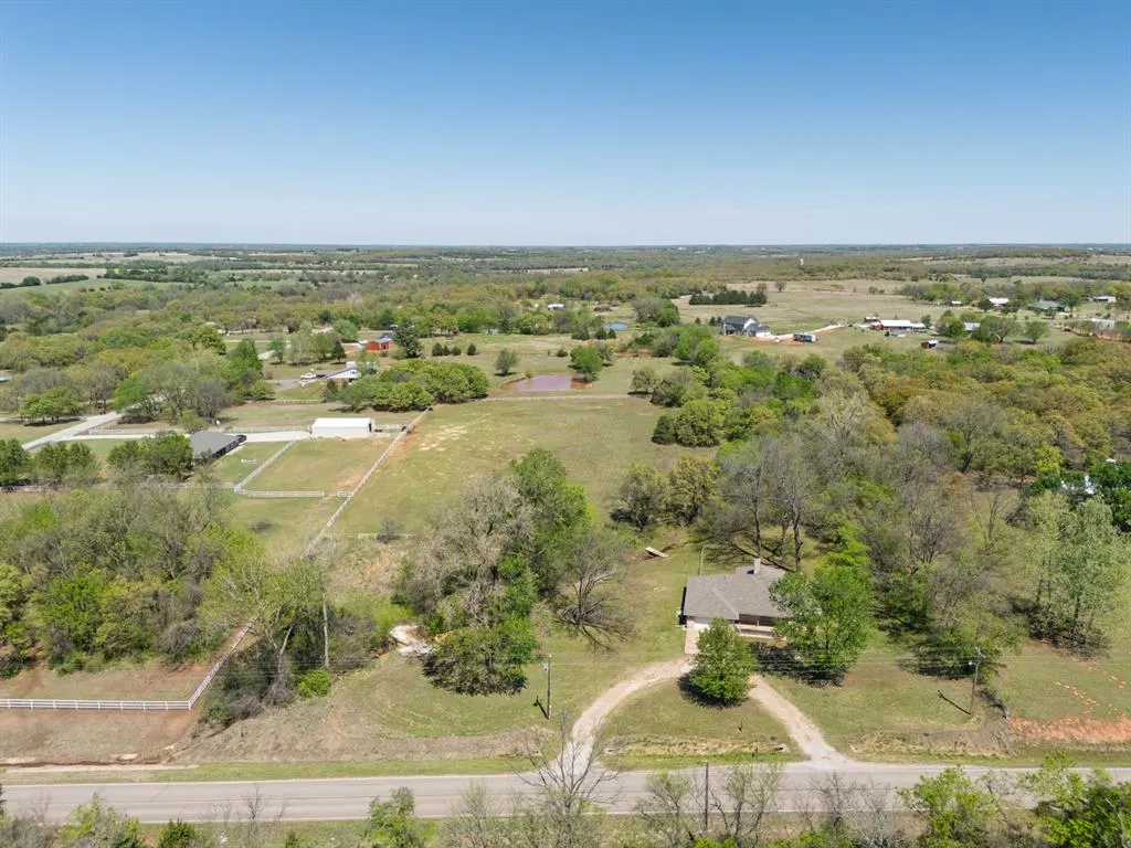 Photo 2 — 39408 Hazel Dell Road, Shawnee, OK 74804