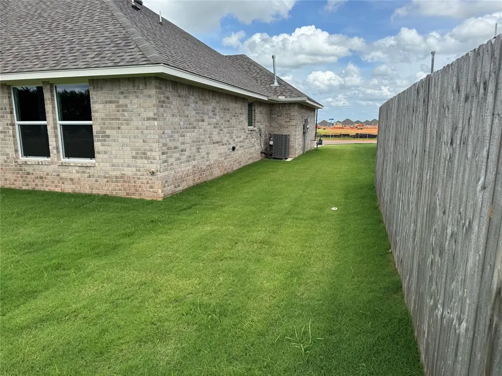 Photo 32 — 831 Virginia Avenue, Newcastle, OK 73065
