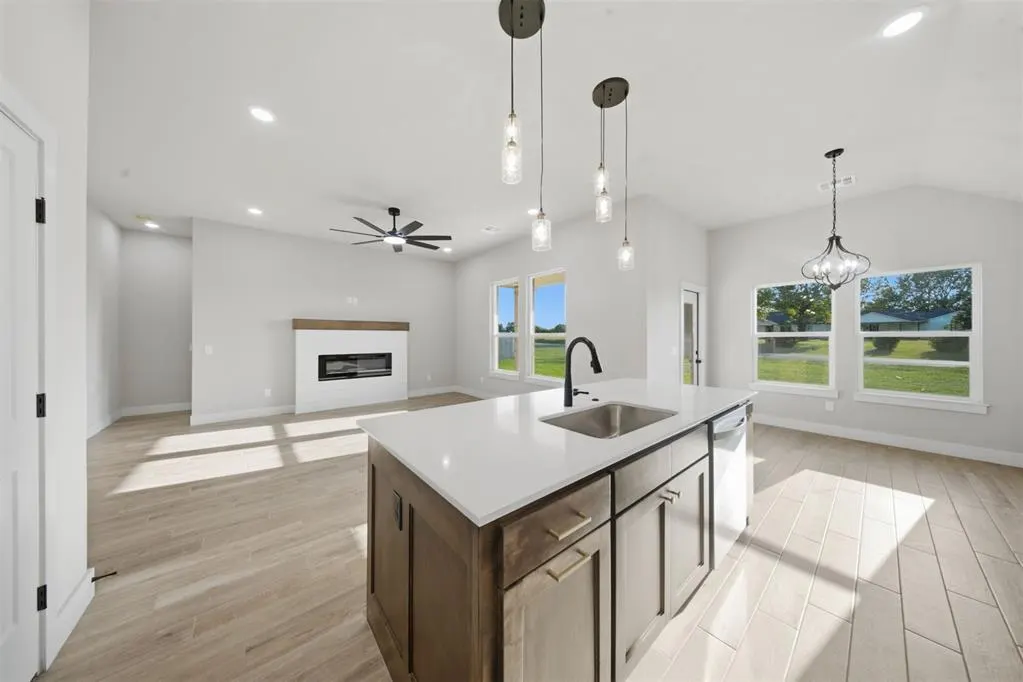 Photo 10 — 831 Virginia Avenue, Newcastle, OK 73065