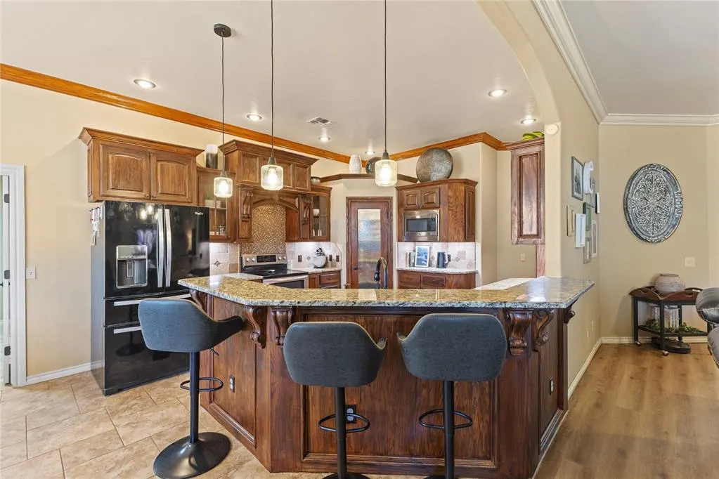 Photo 11 — 2101 Stratta Drive, Weatherford, OK 73096