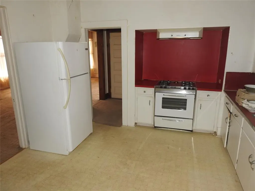 Photo 11 — 1428 N Bryant Avenue, Oklahoma City, OK 73117