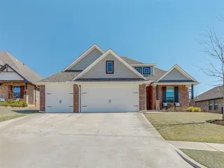 Sold home at 2832 Clover Field Drive