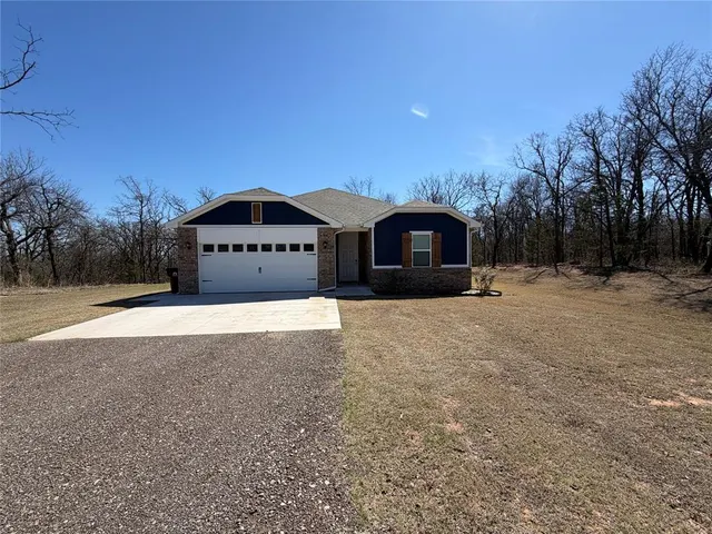 Photo 2 — 16990 Buck Circle, Newalla, OK 74857