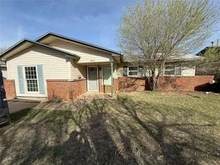 Sold home at 2825 SW 62nd Street
