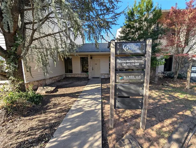 Photo 3 — 1019 Waterwood Parkway D, Edmond, OK 73034