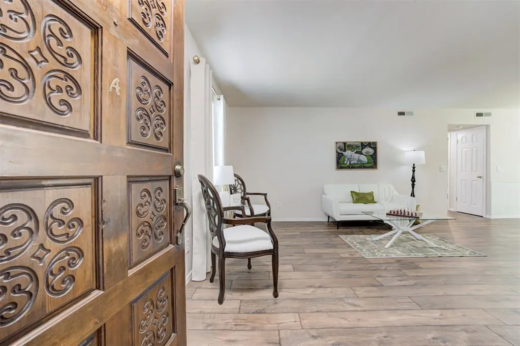 Photo 4 — 11415 N May Avenue A, Oklahoma City, OK 73120