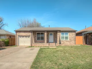 Sold home at 2905 SW 40th Street