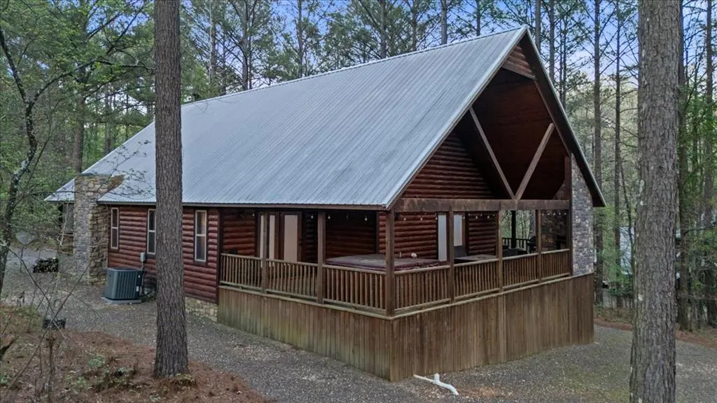 Photo 14 — 440 N Lukfata Trail, Broken Bow, OK 74728