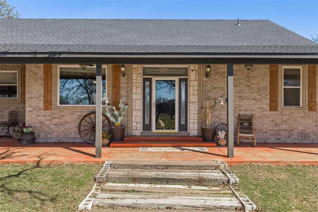 Photo 3 — 29705 S County Road 1650 Road, Elmore City, OK 73433