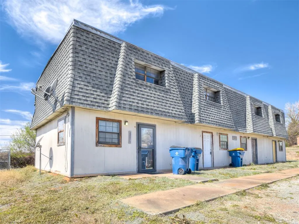 Front exterior — 2515 Harper Road, Choctaw, OK 73020