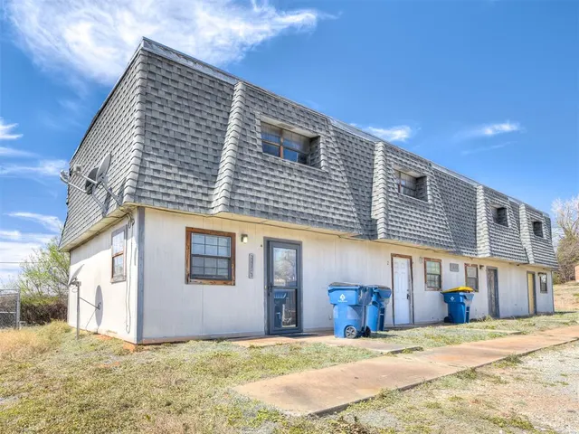 Front exterior — 2515 Harper Road, Choctaw, OK 73020