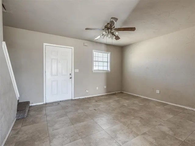 Photo 4 — 2515 Harper Road, Choctaw, OK 73020