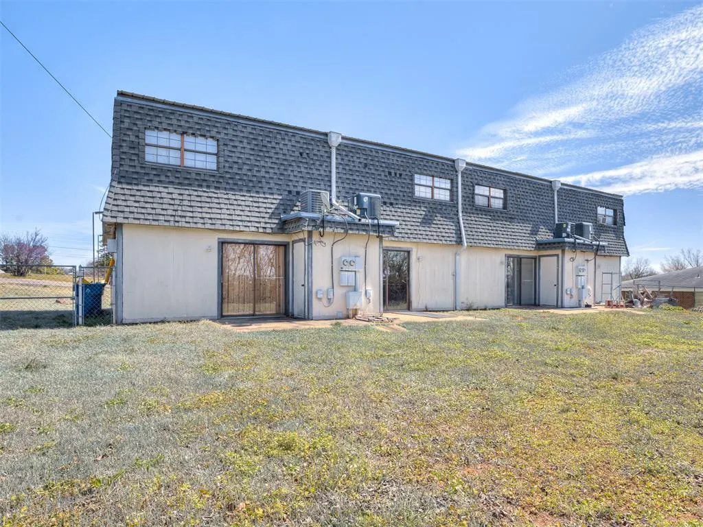 Photo 16 — 2515 Harper Road, Choctaw, OK 73020