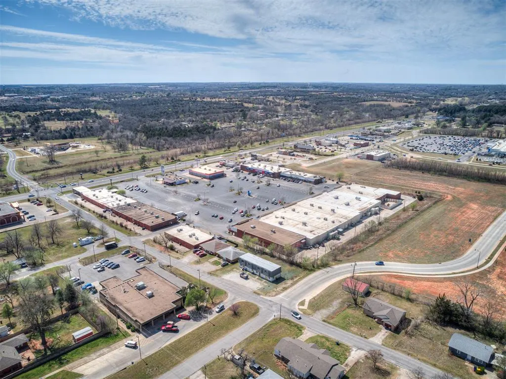 Photo 20 — 2515 Harper Road, Choctaw, OK 73020