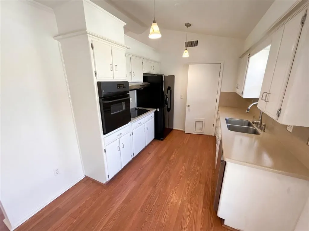 Photo 9 — 2429 NW 109th Street, Oklahoma City, OK 73120