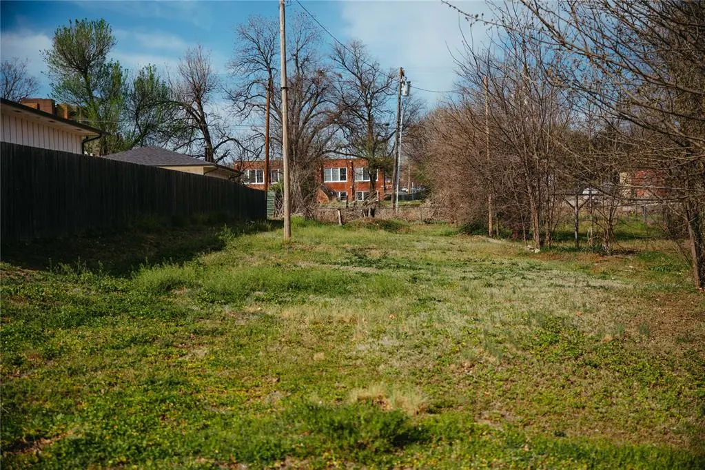Photo 5 — 1117 NE 6th Street, Oklahoma City, OK 73117