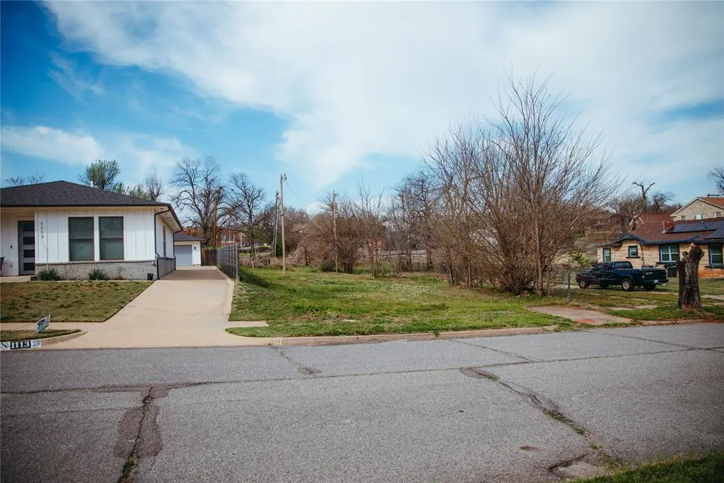 Photo 12 — 1117 NE 6th Street, Oklahoma City, OK 73117