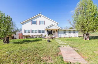 Sold home at 220 E Sullivan Road