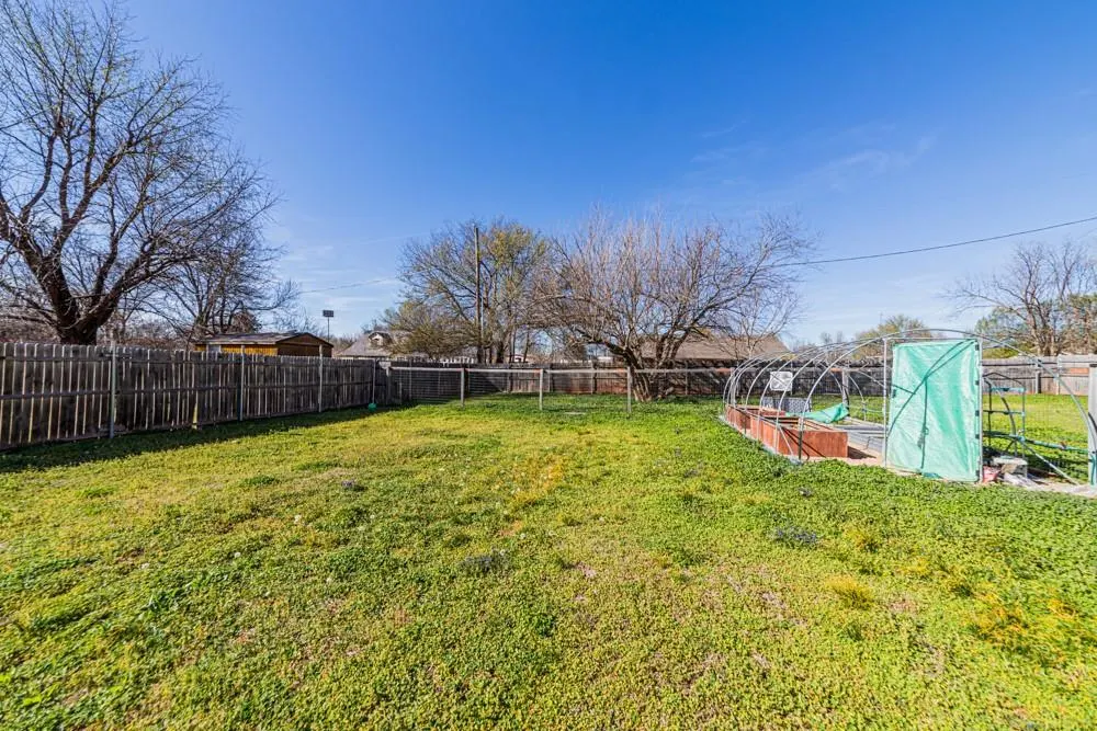 Photo 21 — 220 E Sullivan Road, Mulhall, OK 73063