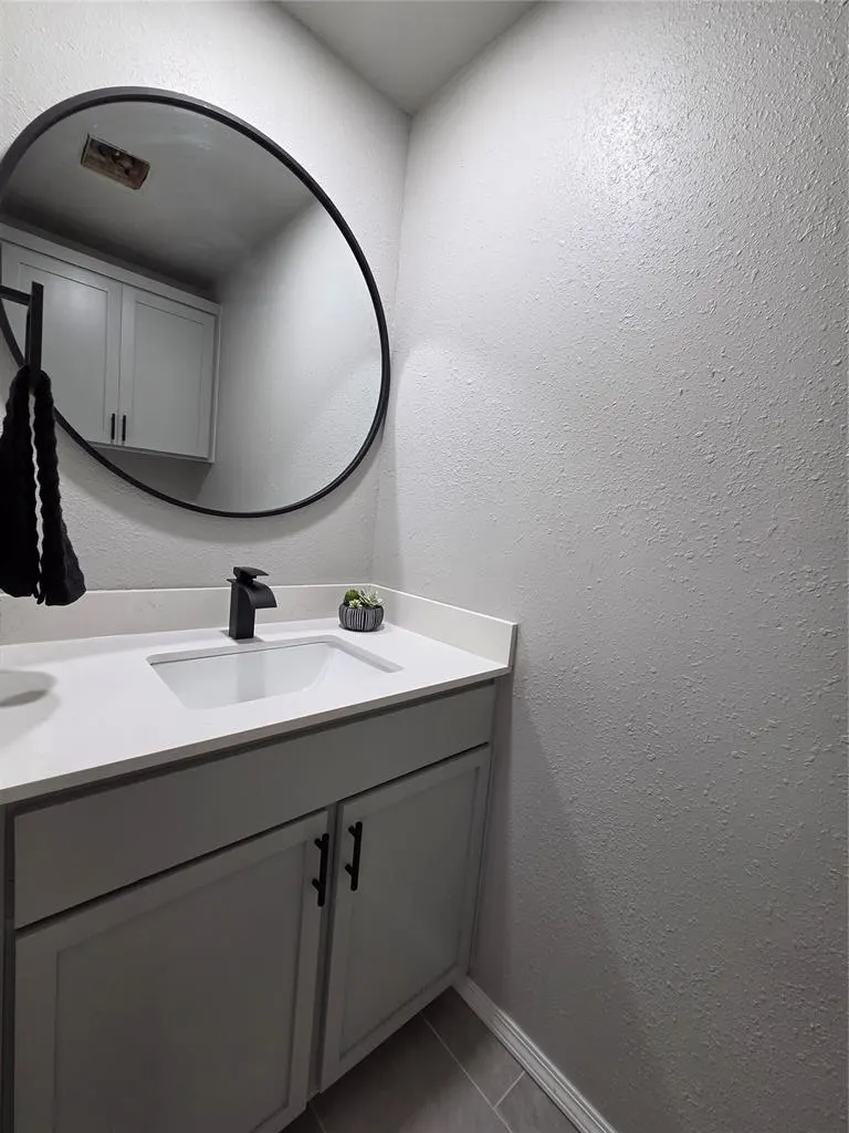 Photo 13 — 701 Royal Avenue, Oklahoma City, OK 73130