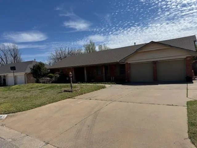 Photo 2 — 3524 NW 42nd Street, Oklahoma City, OK 73112