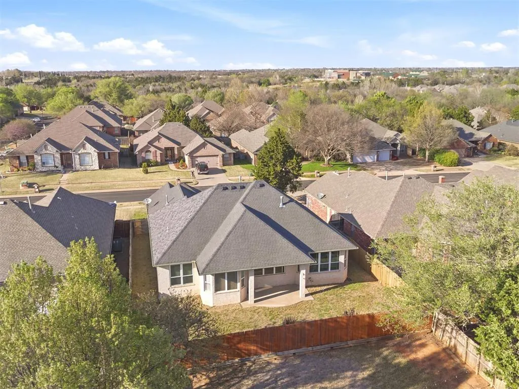 Photo 36 — 2112 Willow Bend Drive, Edmond, OK 73003