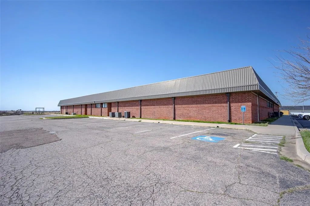Photo 48 — 1400 N Kennedy Avenue, Shawnee, OK 74801