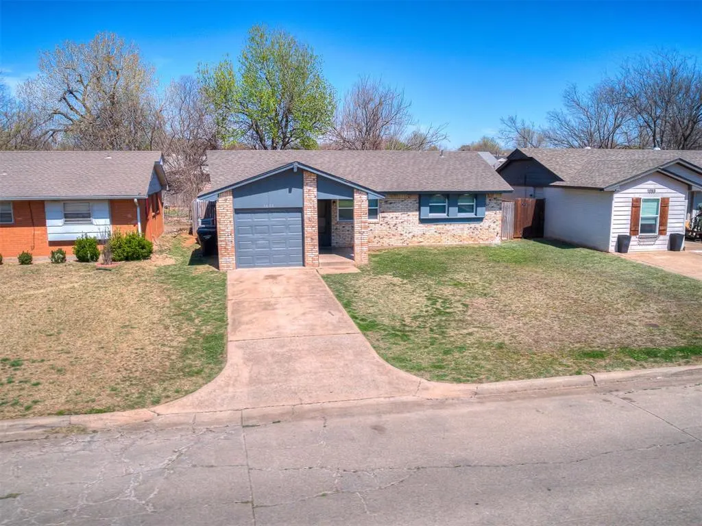 Photo 33 — 1035 NW 20th Street, Moore, OK 73160