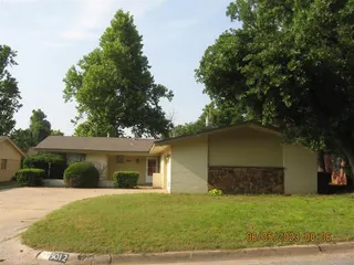 Sold home at 5012 NW 26th Street