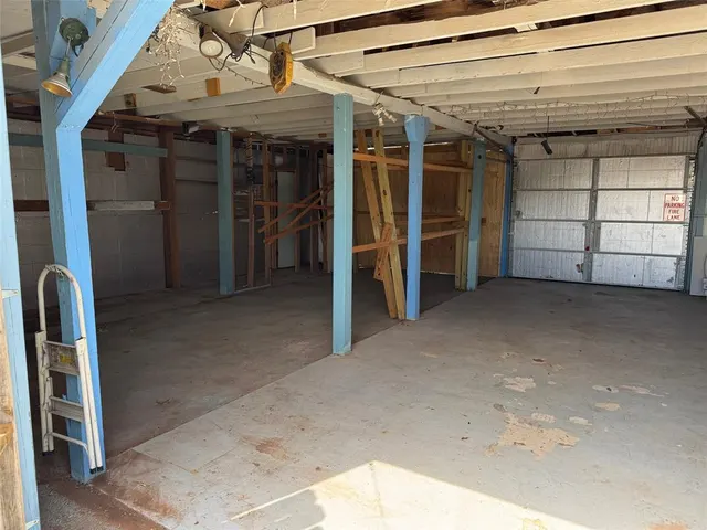 Photo 2 — 12205 SW 27th Street, Yukon, OK 73099