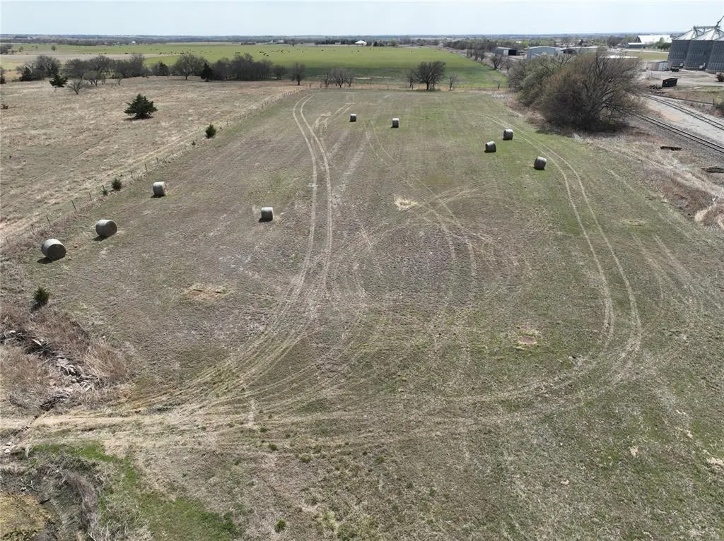 Photo 16 — 305 E Dutton Road, Pocasset, OK 73079