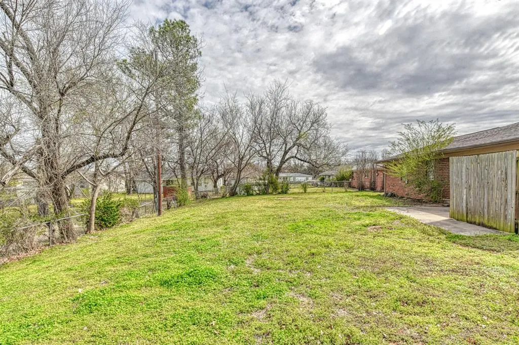 Photo 38 — 216 Brent Street, Meeker, OK 74855