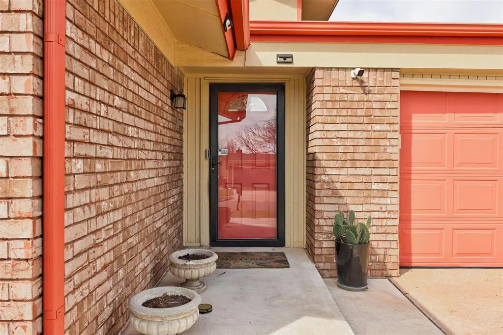 Photo 4 — 2121 NW 115th Terrace, Oklahoma City, OK 73120