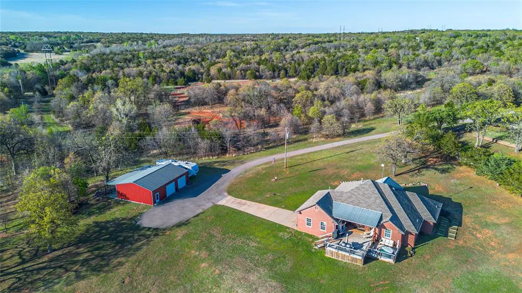 Front exterior — 14503 S HARRAH Road, Luther, OK 73054