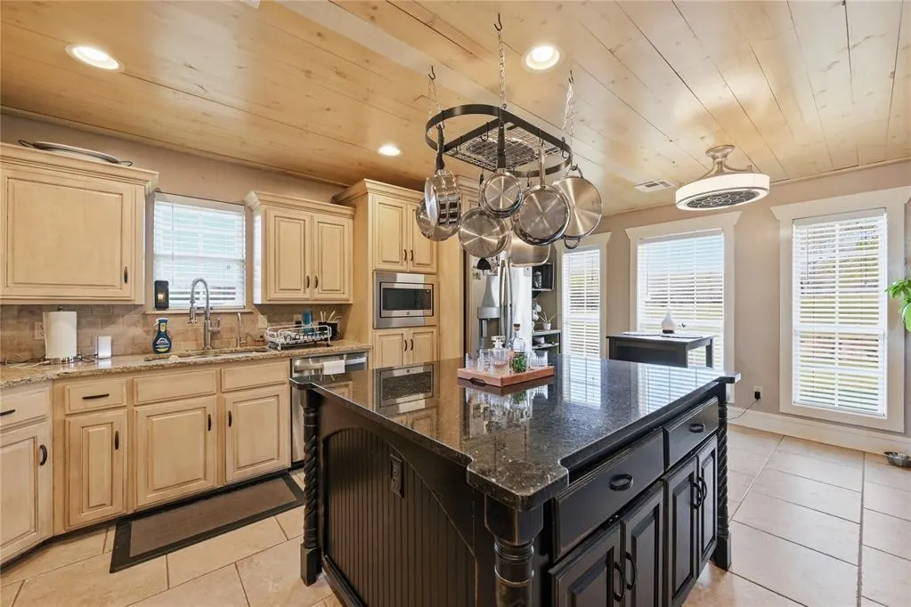 Photo 3 — 14503 S HARRAH Road, Luther, OK 73054