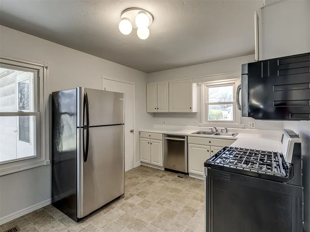 Photo 7 — 94 Shirley Lane, Edmond, OK 73003