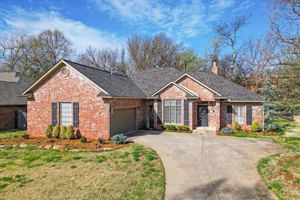 Front exterior — 1517 Tahlequah Drive, Edmond, OK 73013