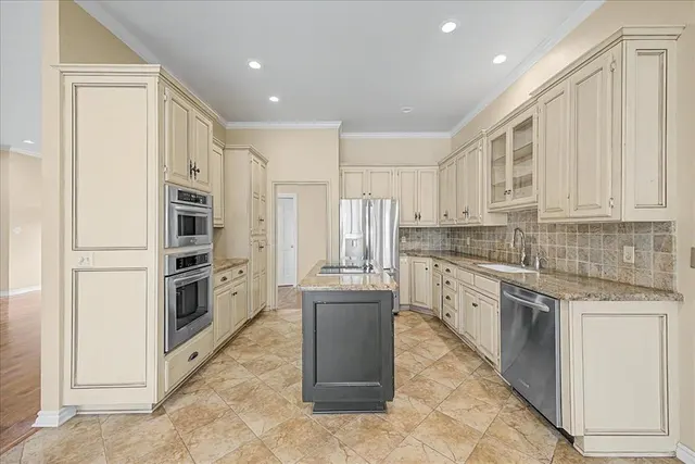 Photo 5 — 1517 Tahlequah Drive, Edmond, OK 73013