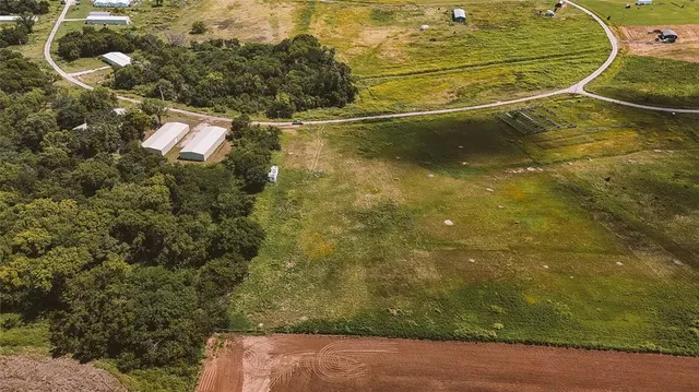 Photo 4 — 8191 Centennial Farms Drive, Coyle, OK 73027