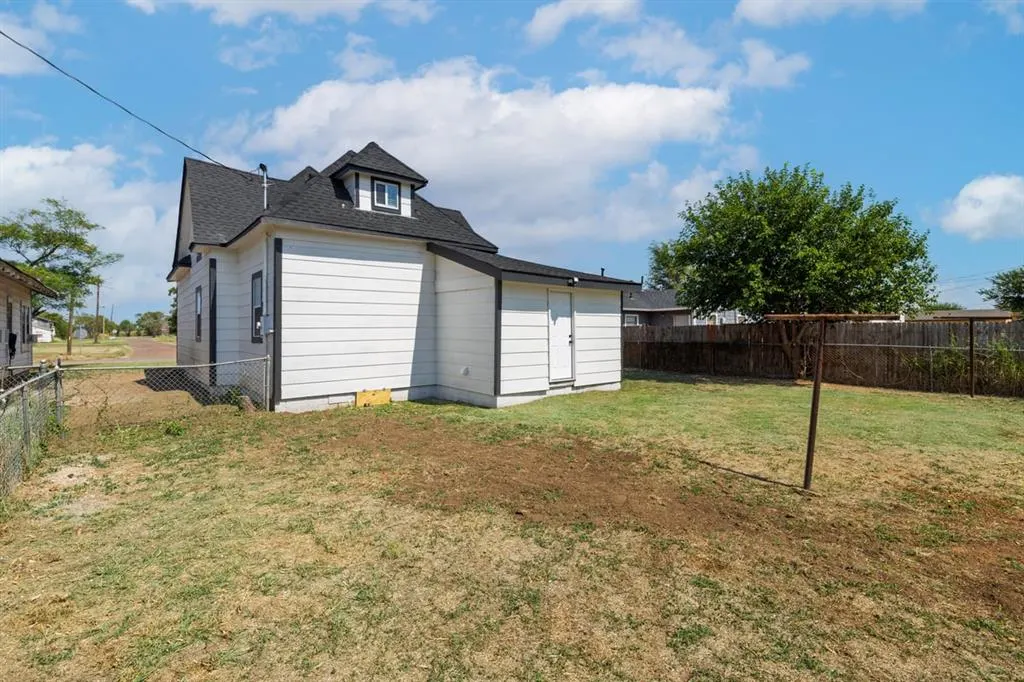 Photo 38 — 1320 W Frisco Street, Altus, OK 73521