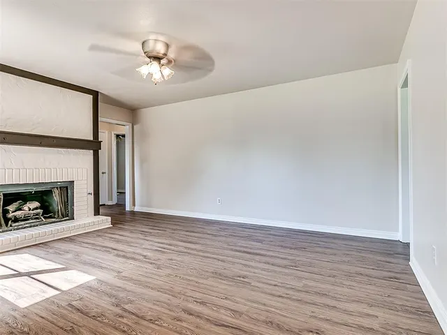 Photo 4 — 6119 N Redmond Court, Warr Acres, OK 73122
