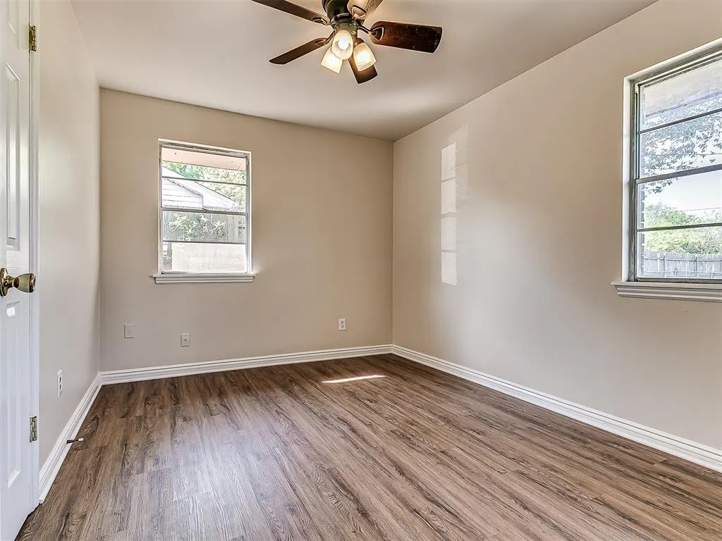 Photo 15 — 6119 N Redmond Court, Warr Acres, OK 73122