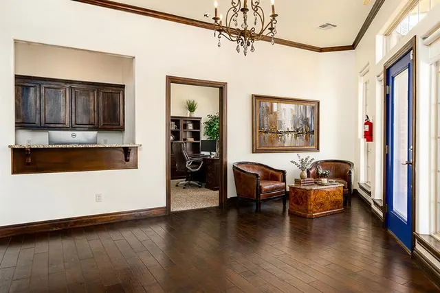 Photo 8 — 17342 N May Avenue, Edmond, OK 73012