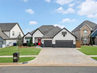 Sold home at 12912 NW 140th Terrace
