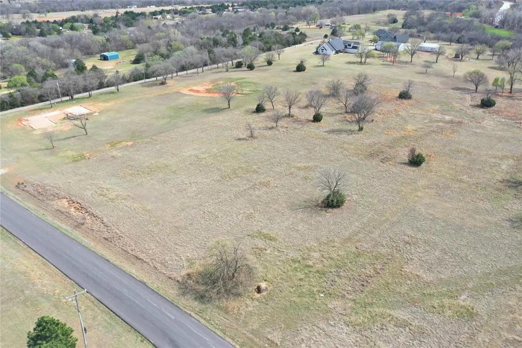 Photo 2 — Johnson Avenue, Purcell, OK 73080