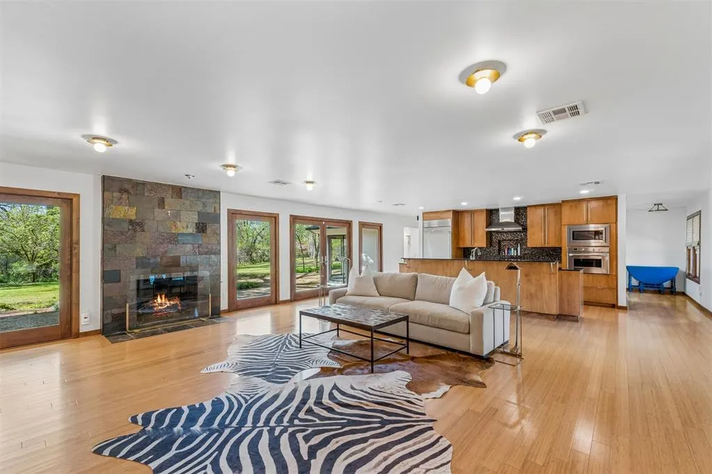 Photo 9 — 810 Hoover Street, Norman, OK 73072