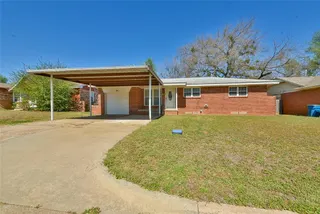 Sold home at 705 Stahl Drive
